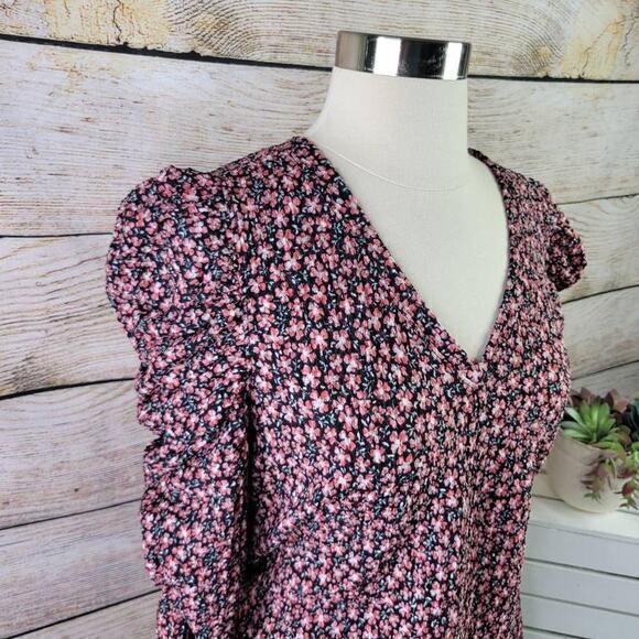 Ann Taylor LOFT Women's Ditsy Floral Puff Sleeve‎ Top Size Medium - Picture 2 of 6